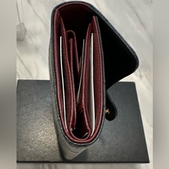 Chanel Black Caviar Quilted Classic Flap continental wallet - Picture 6 of 16